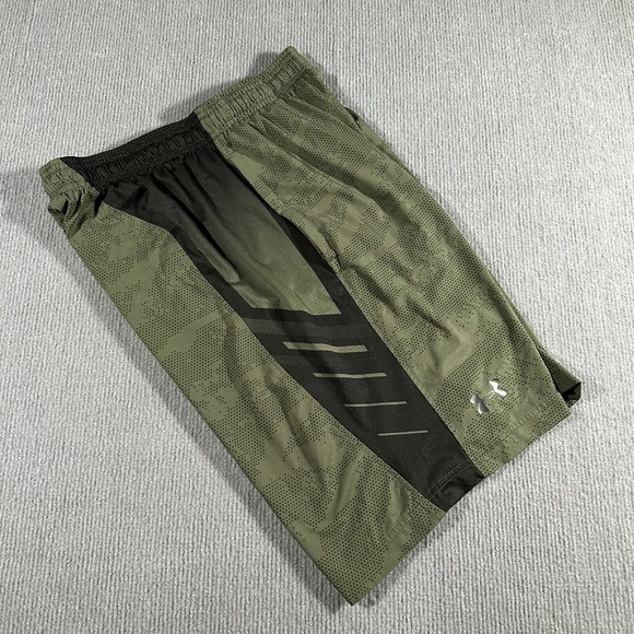 Under Armour Loose Shorts Youth‎ Size Medium M Digital Camo Mesh Design UA - Picture 1 of 10